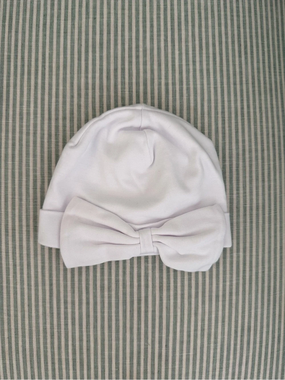 Kissy Kissy White Baby Bow Hat